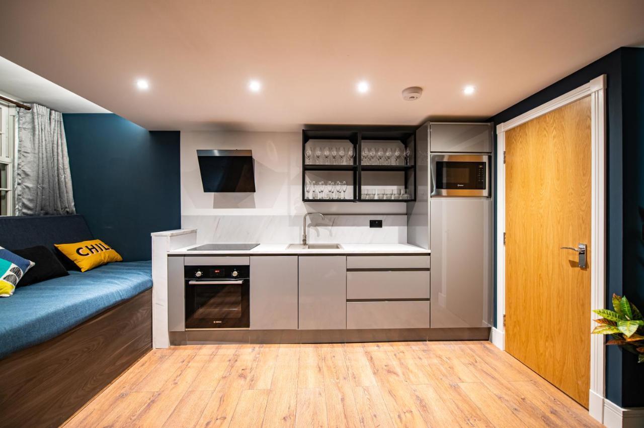 The Nest - Luxury 16 Person Apt W Jacuzzi & Parking Blackpool Buitenkant foto