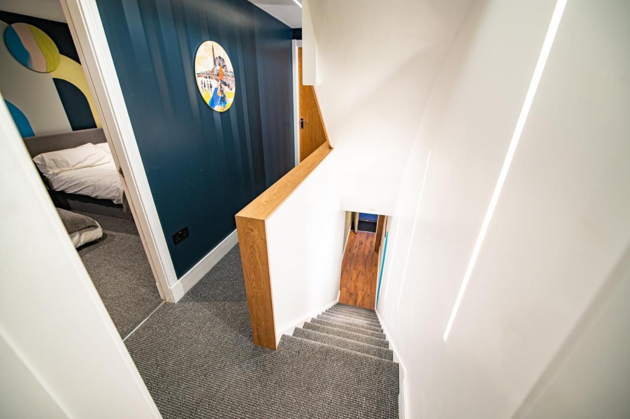 The Nest - Luxury 16 Person Apt W Jacuzzi & Parking Blackpool Buitenkant foto