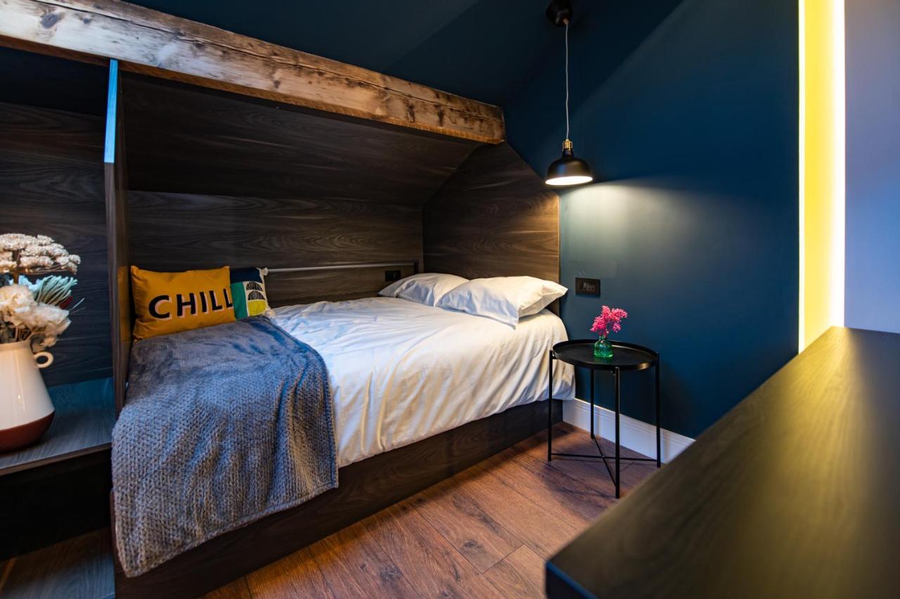 The Nest - Luxury 16 Person Apt W Jacuzzi & Parking Blackpool Buitenkant foto